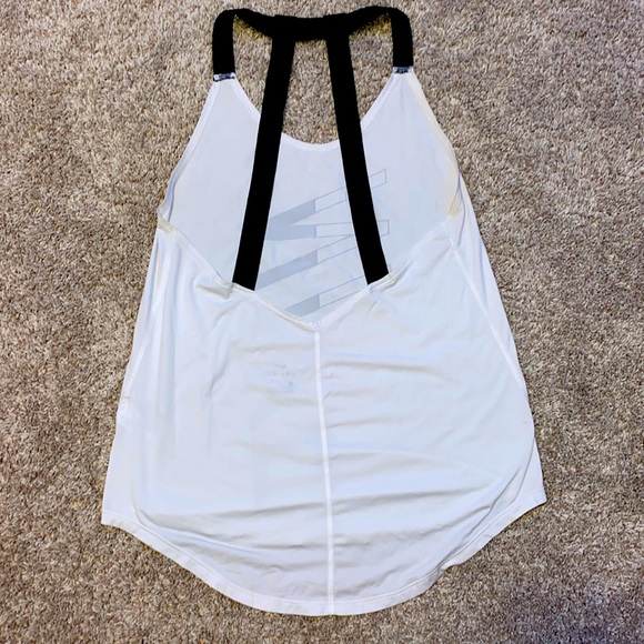 Nike tank top - Picture 2 of 2
